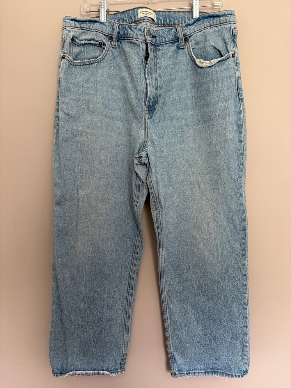 Abercrombie & Fitch The Vintage Straight High Rise 33/16 - Picture 2 of 5
